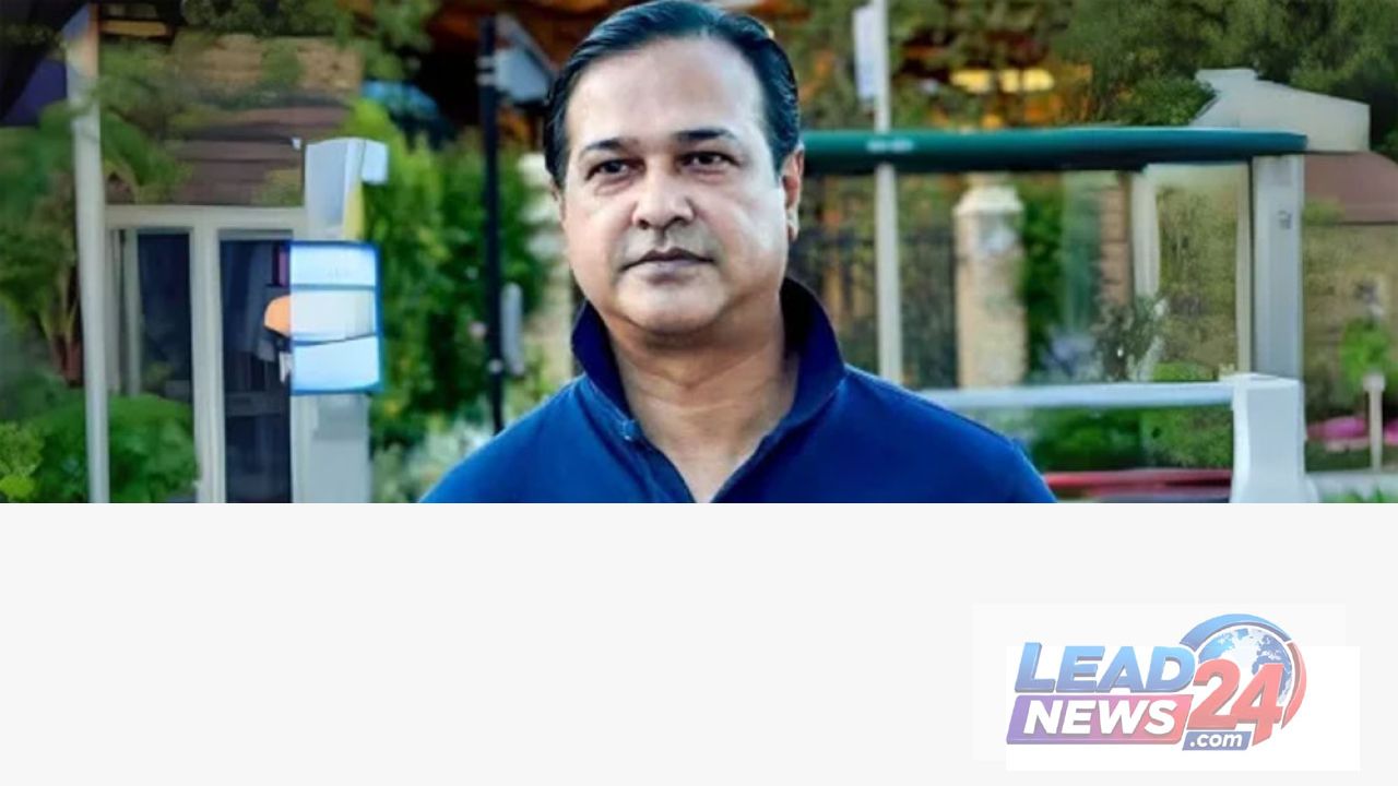 সঙ্গীতশিল্পী আসিফ আকবরের গাড়ি লক্ষ্য করে গুলি